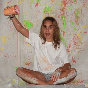 Meet your Posher, Chloe